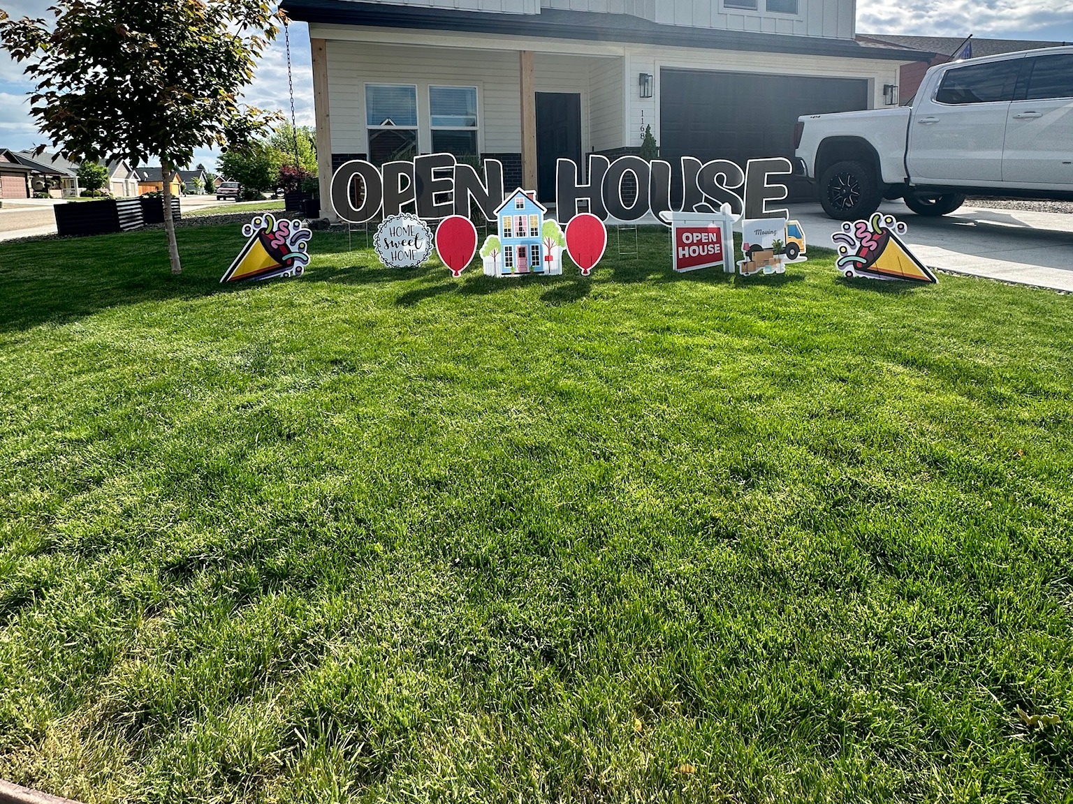 Business & Open House yard card display in Boise Idaho